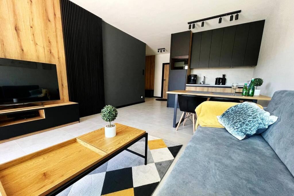 Apartament Twierdza Z Widokiem Na Jezioro Ostroda Ngoại thất bức ảnh