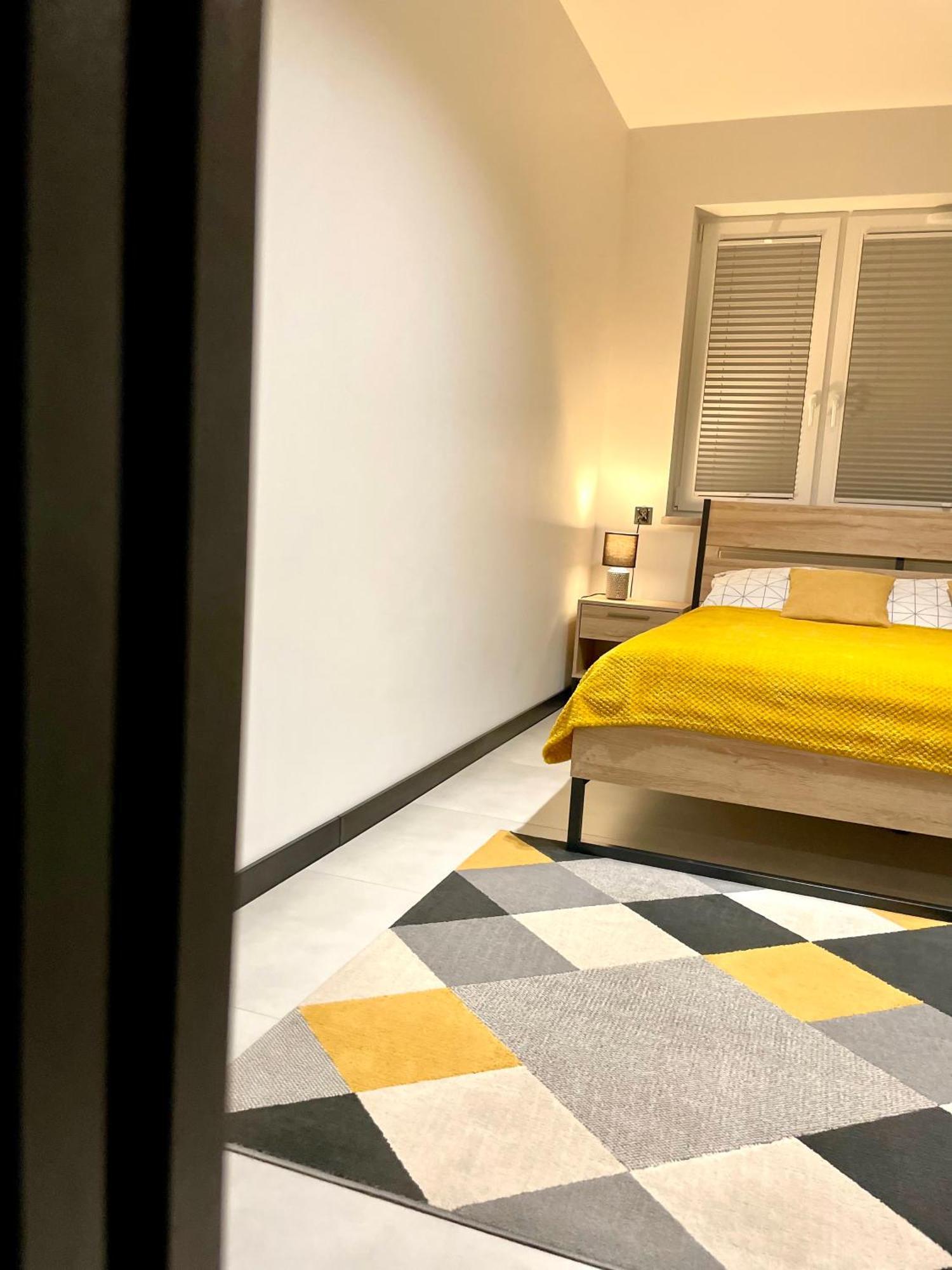Apartament Twierdza Z Widokiem Na Jezioro Ostroda Ngoại thất bức ảnh