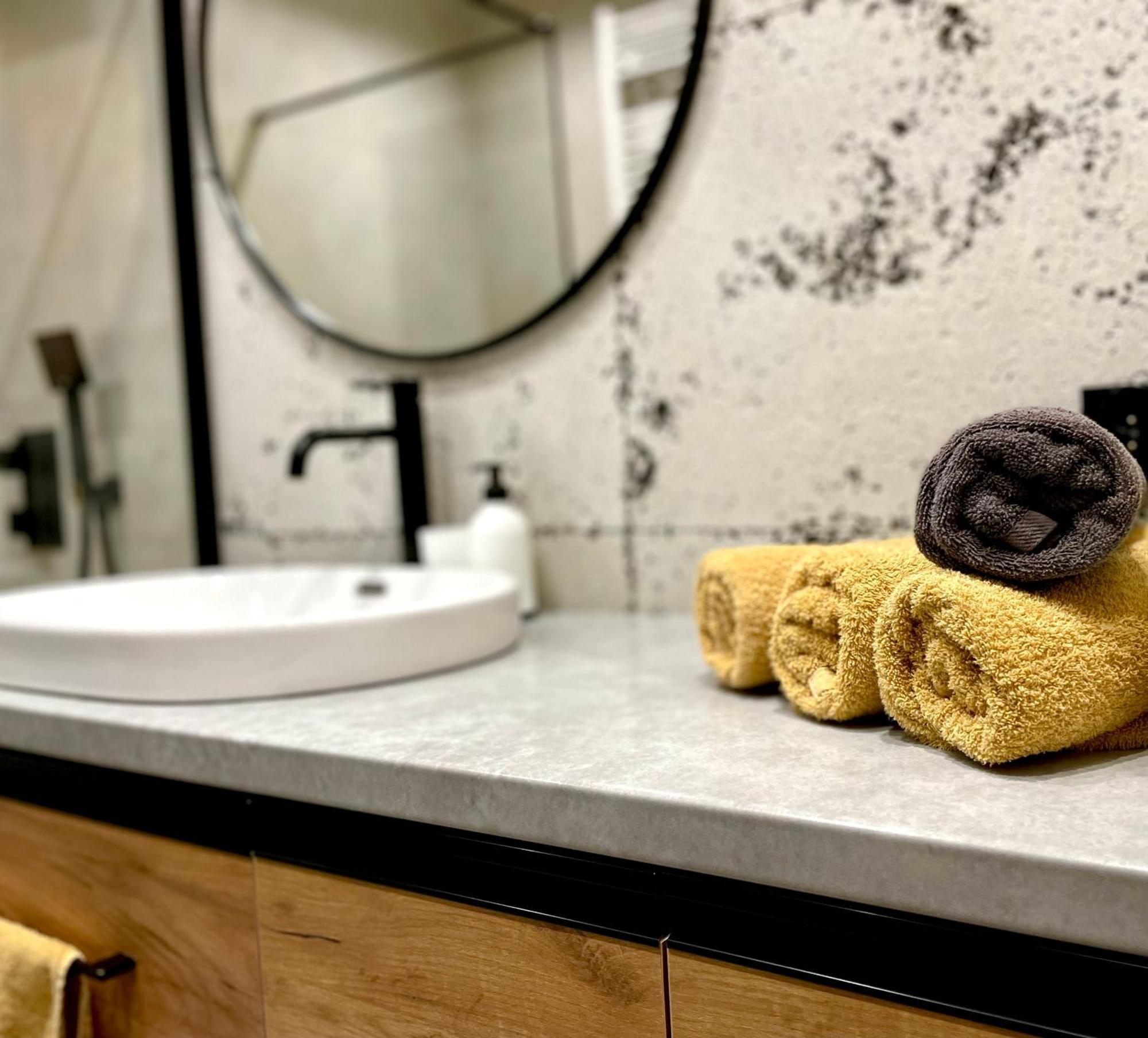 Apartament Twierdza Z Widokiem Na Jezioro Ostroda Ngoại thất bức ảnh
